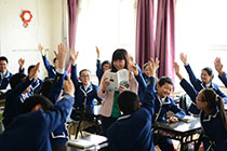 揉小骚奶君谊中学“新初中”